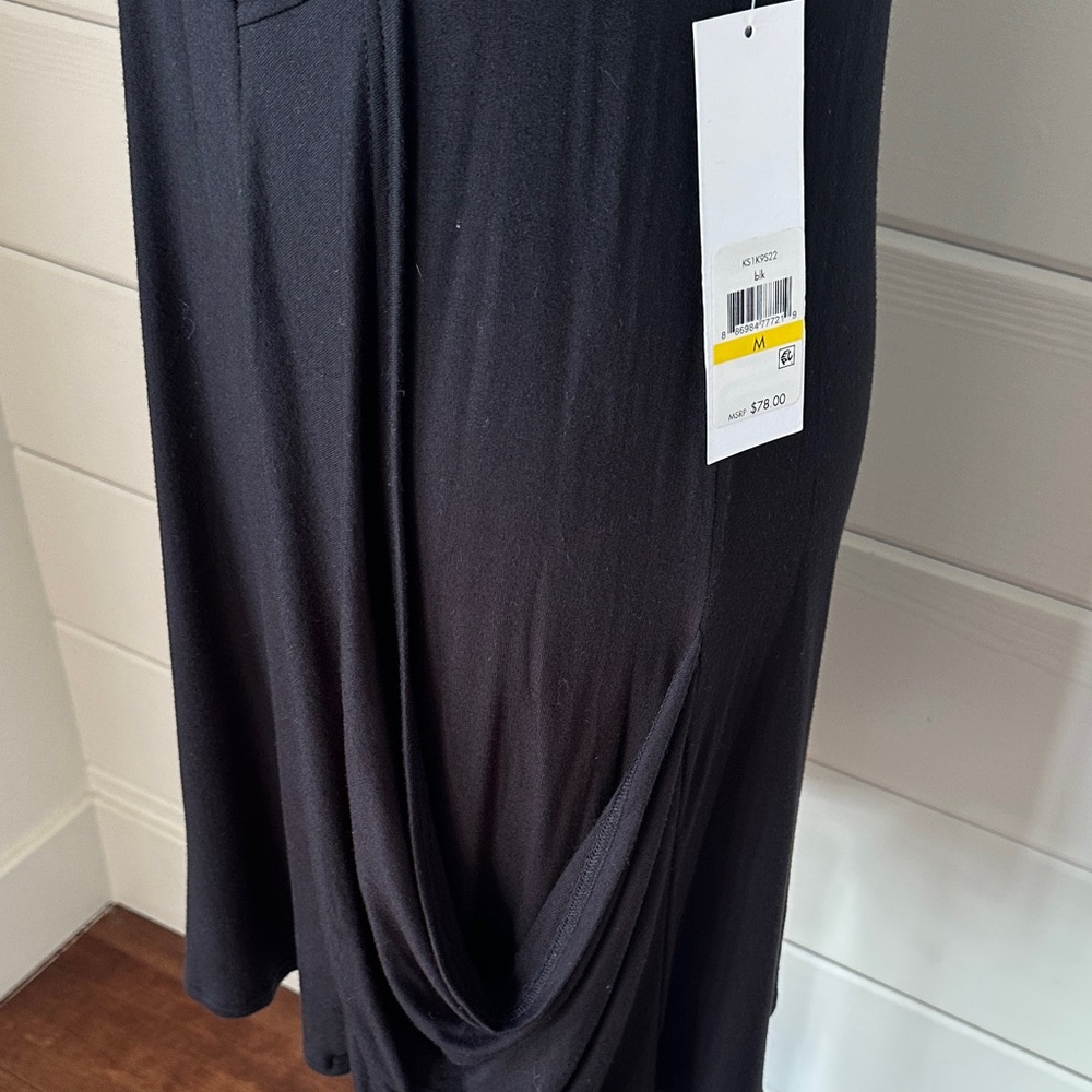 Kenzie Black Short Sleeve Zip Dress - Picture 9 of 11